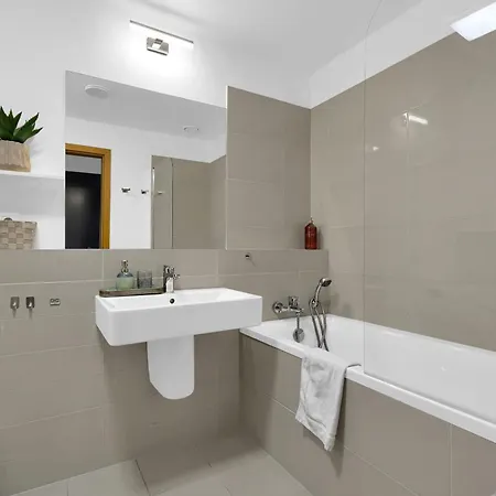 Riverside Luxury Apartament *