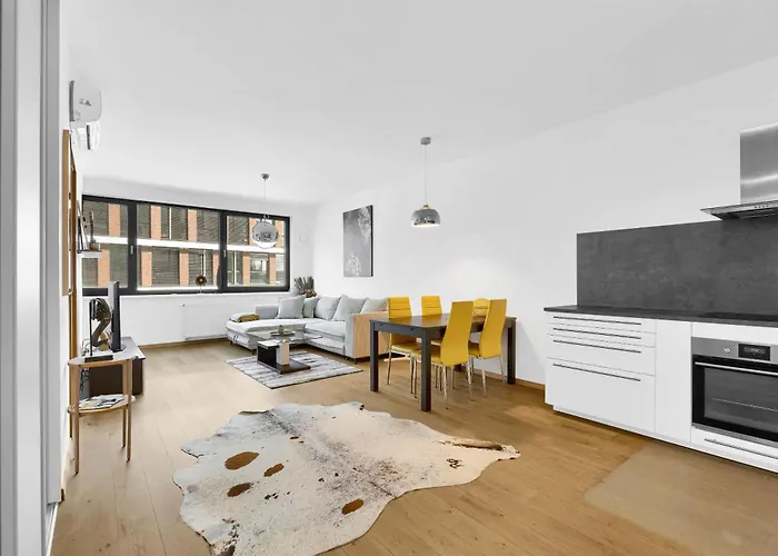 Riverside Luxury With Garage Bratislava