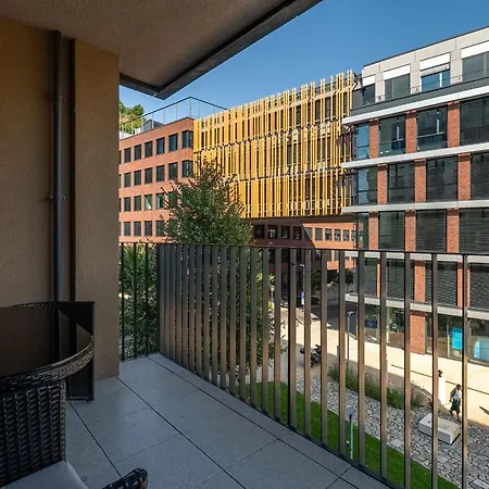 Riverside Luxury With Garage Bratislava